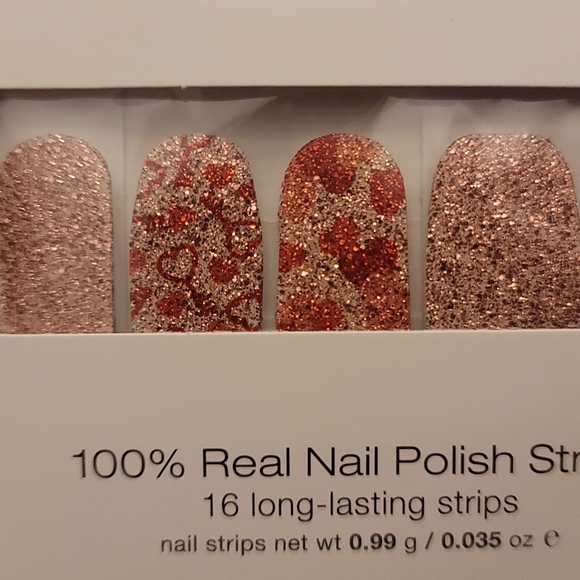 Color street "It's a Key-per " valentine's set - Picture 2 of 3